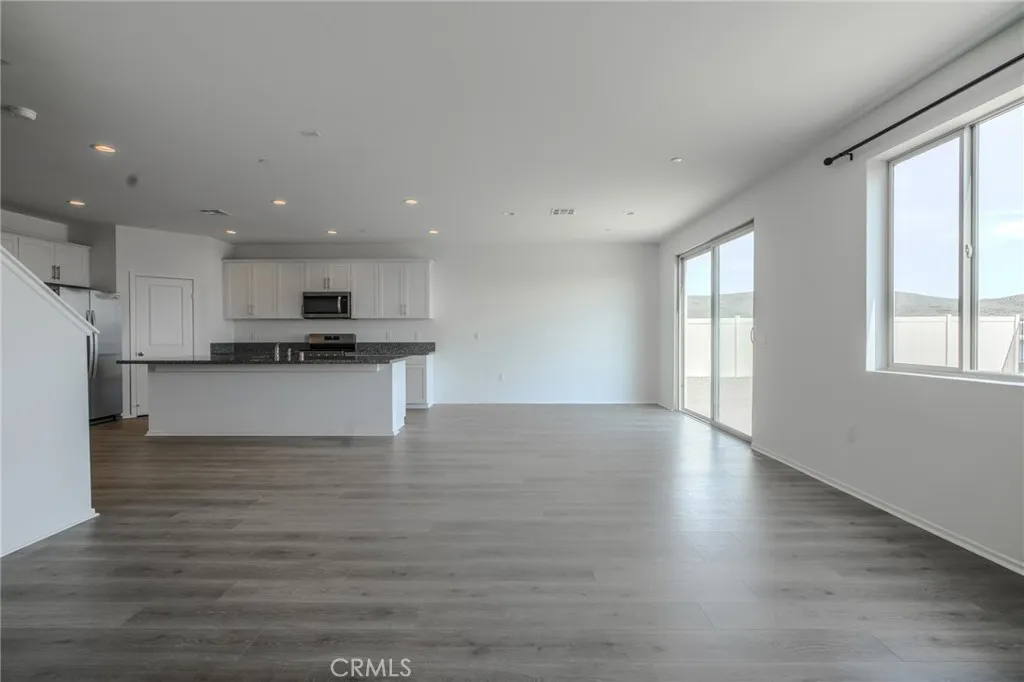 Additional image 10 of 4262 Empressa Cir, Lake Elsinore, CA 92530