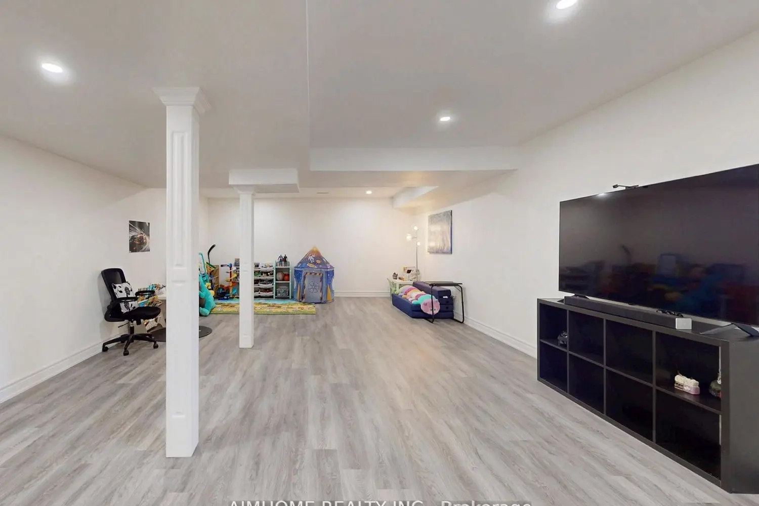 Additional image 14 of 2051 Ashmore Drive