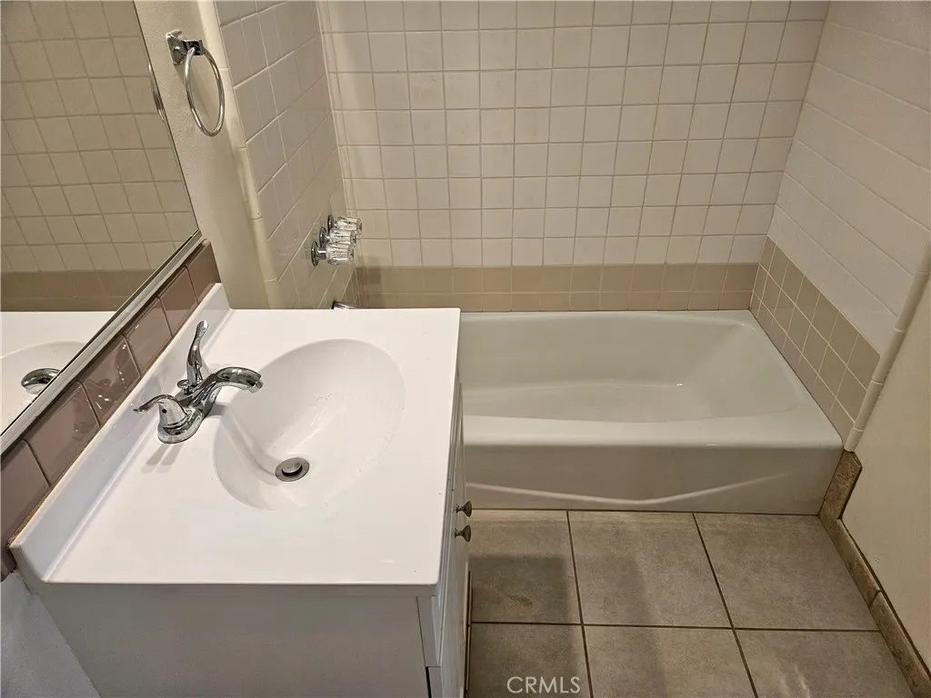 Additional image 74 of 6907 White Oak Ave, Reseda, CA 91335