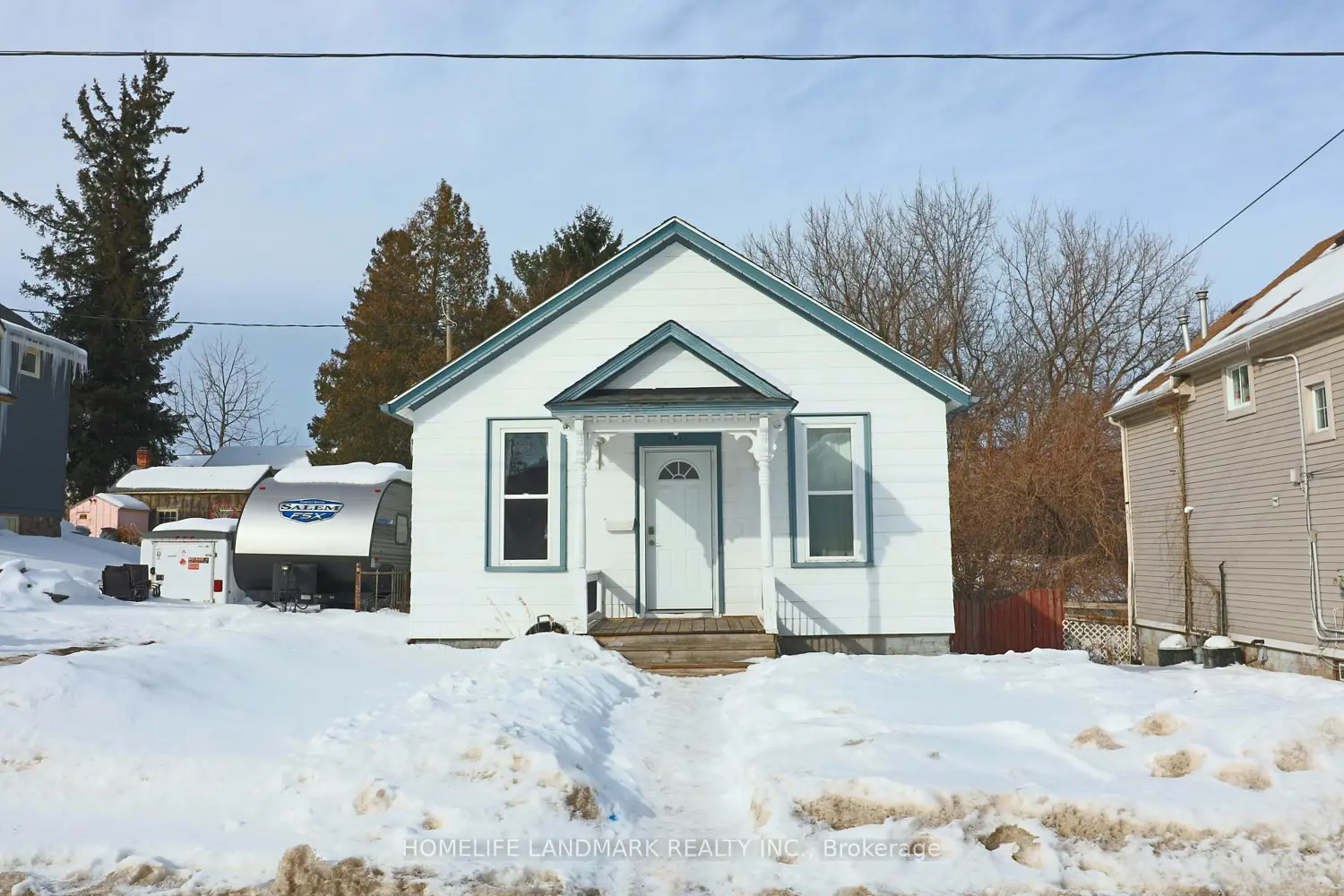 5761 Peer Street photo 3