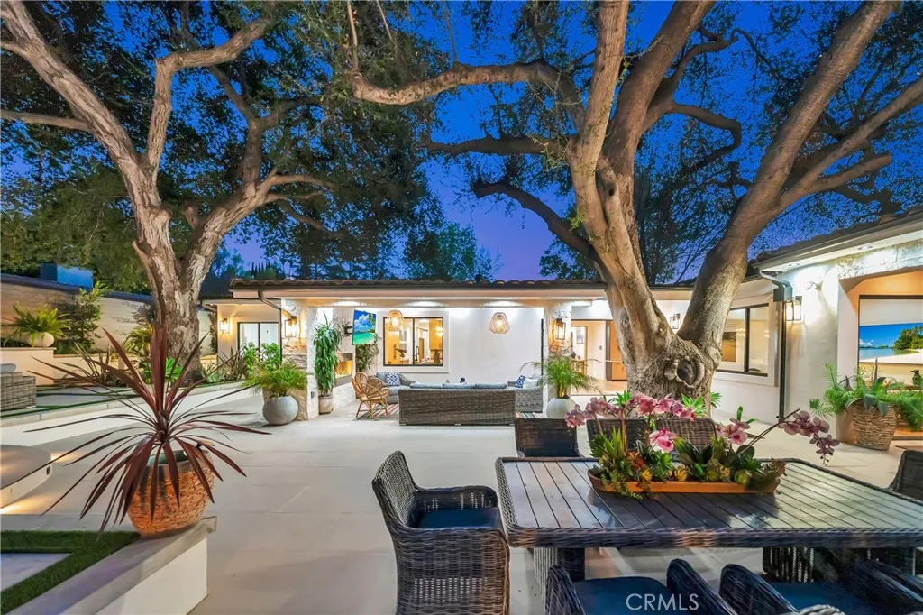 Additional image 78 of 19225 Rosita St, Tarzana, CA 91356