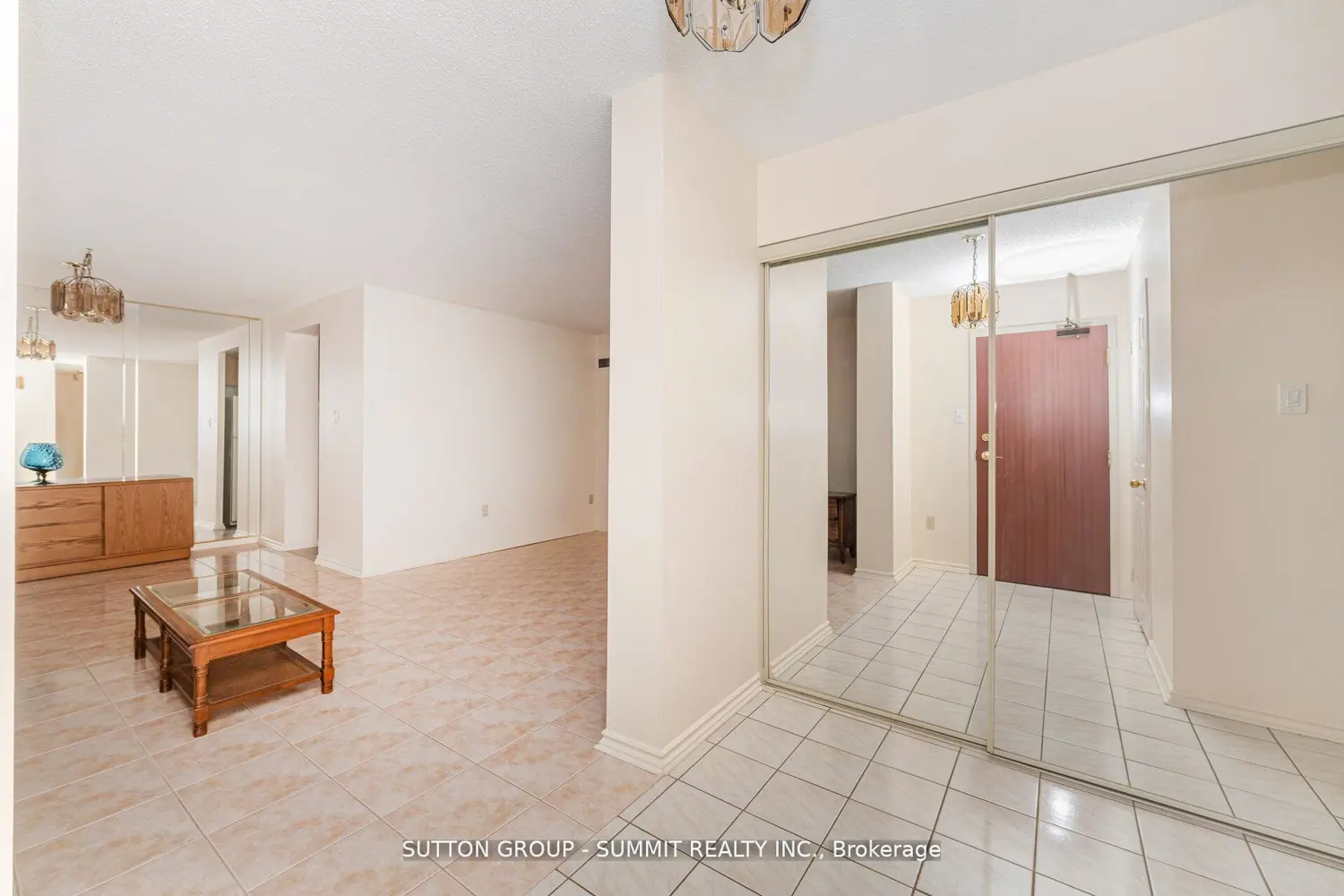 Additional image 5 of 100 County Court Boulevard 1005