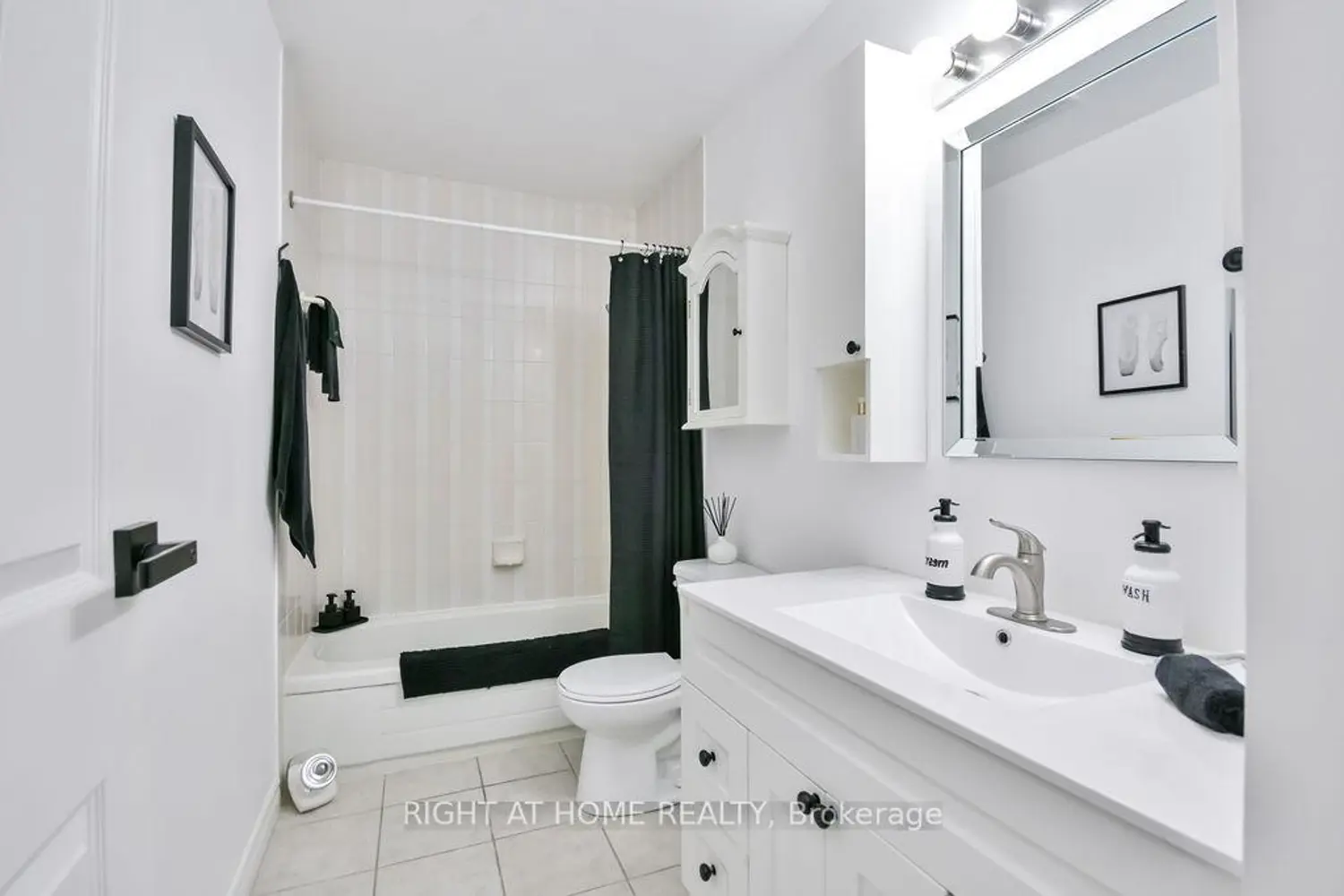 Additional image 10 of 179 Edgehill Drive B6