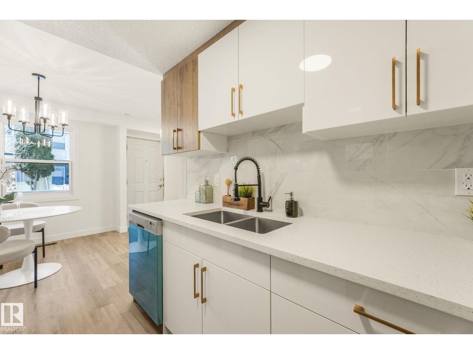 Additional image 4 of 199B Homestead Crescent NW, Edmonton, AB, T5A2Y2