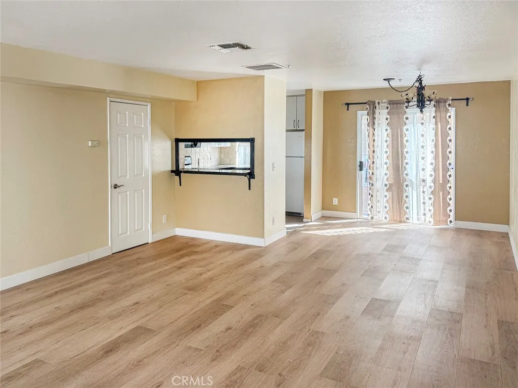 Additional image 14 of 432 N. Kenwood Street Unit 206, Glendale, CA 91206