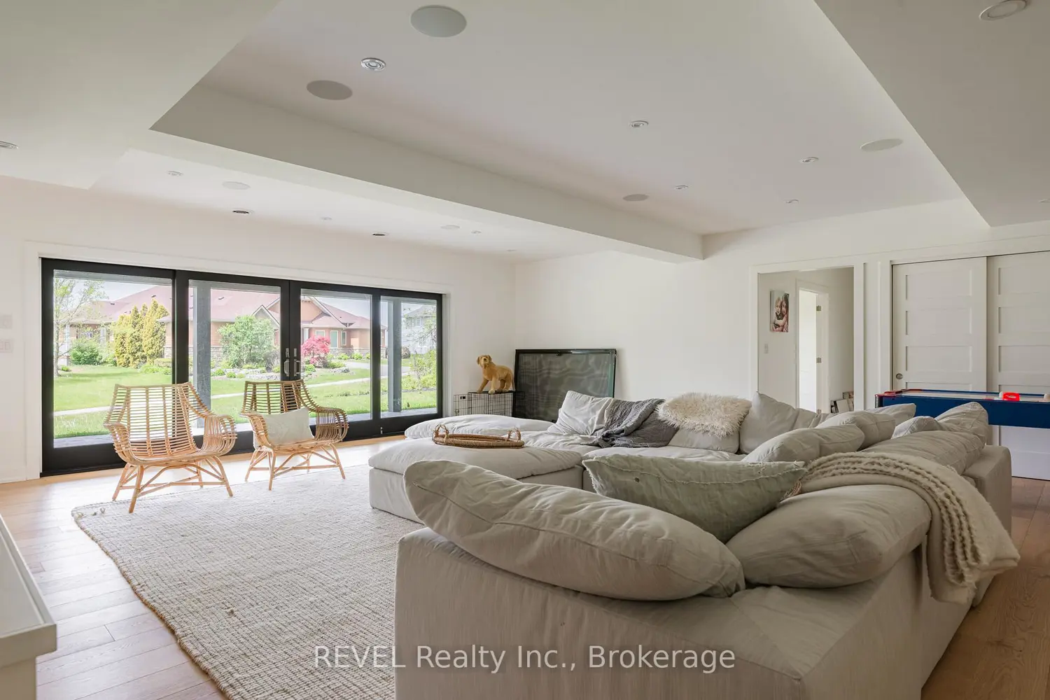 4940 South Shore Road photo 3