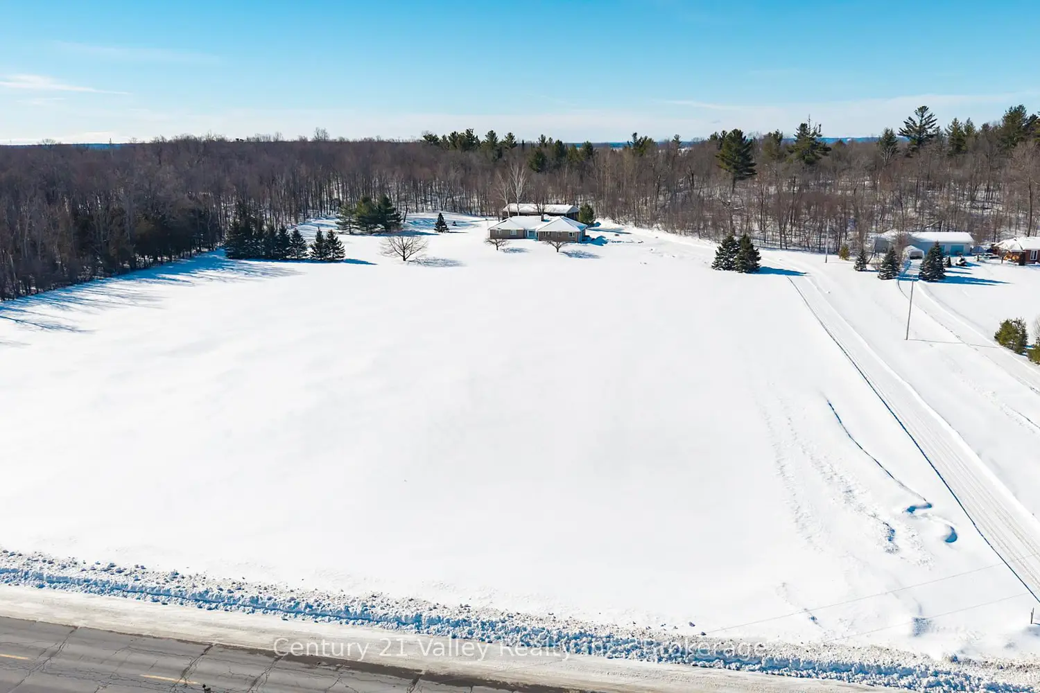 Additional image 4 of 5421 Carp Road