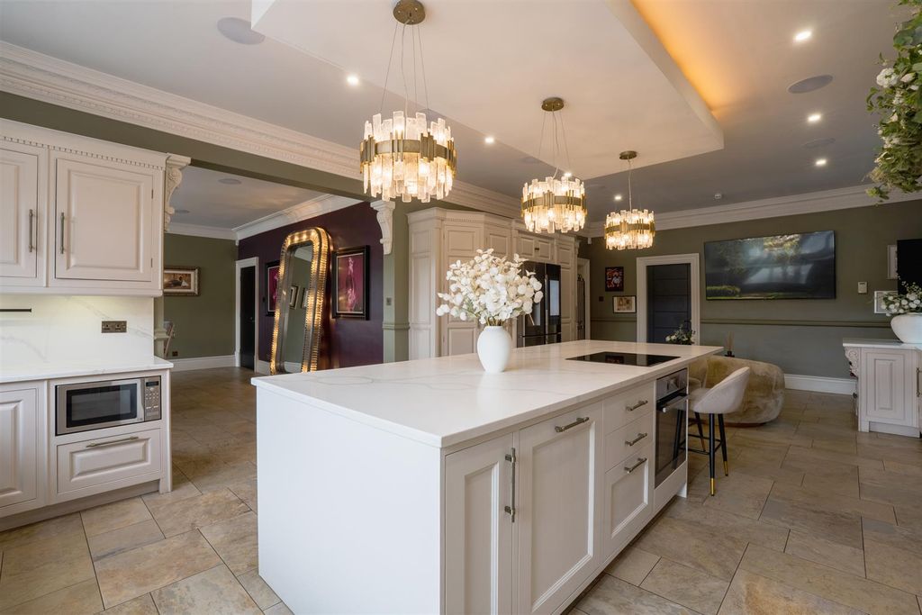 Additional image 15 of 4 bed detached house for sale72 Kiveton Lane, Todwick, Sheffield S26