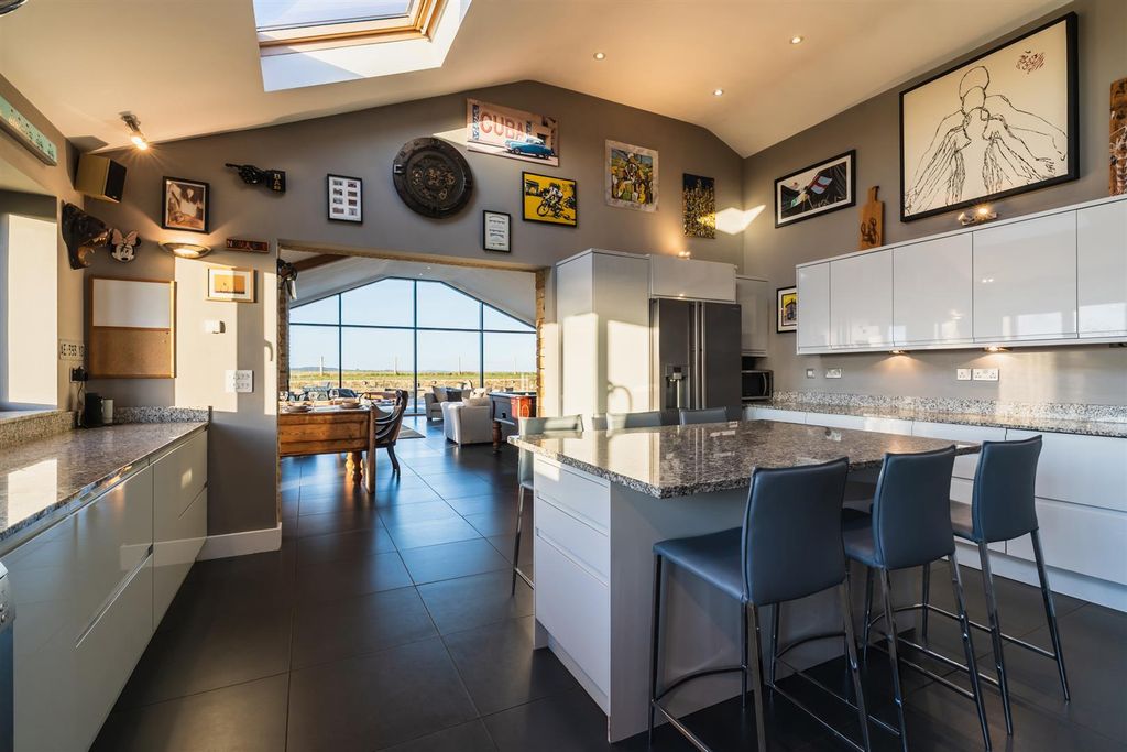 Additional image 13 of 6 bed detached house for saleHolmesfield, Dronfield S18