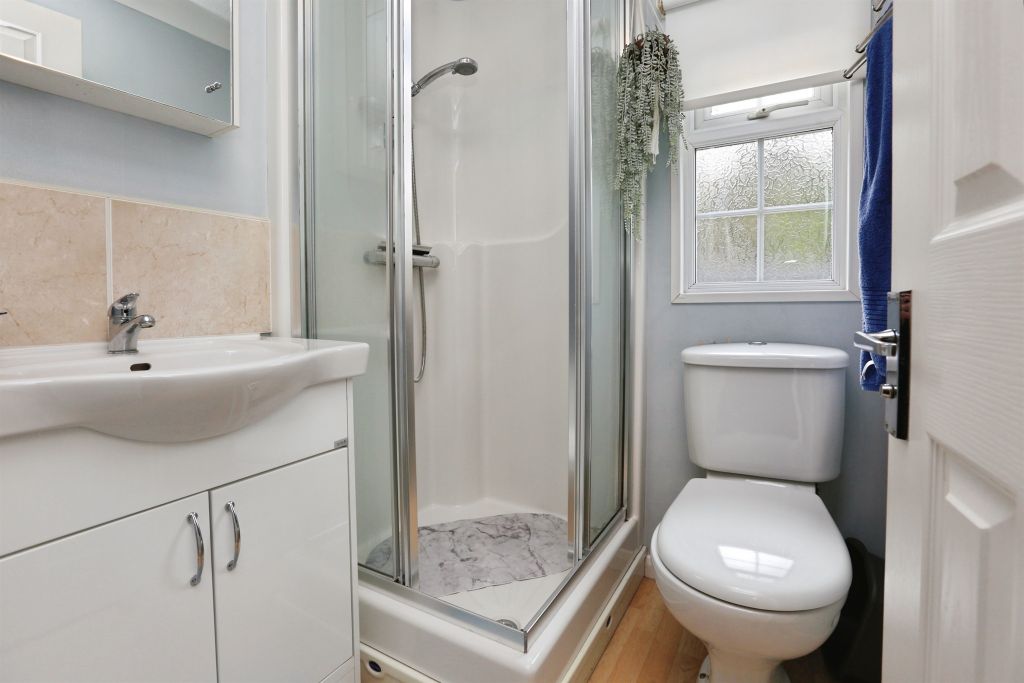 Additional image 11 of 2 bed mobile/park home for saleShamblehurst Lane South, Hedge End, Southampton SO30