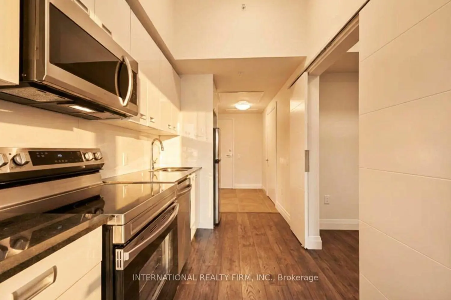 Additional image 5 of 652 Princess Street 425