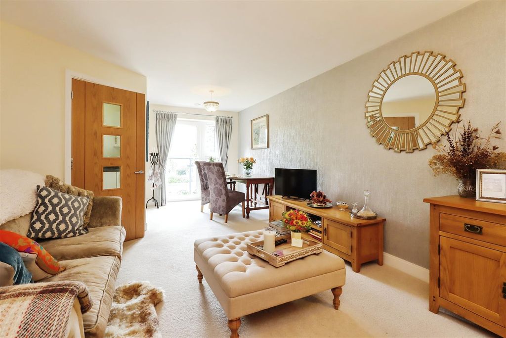 Additional image 7 of 1 bed flat for saleSummerfield Place, 117 Wenlock Road, Shrewsbury SY2