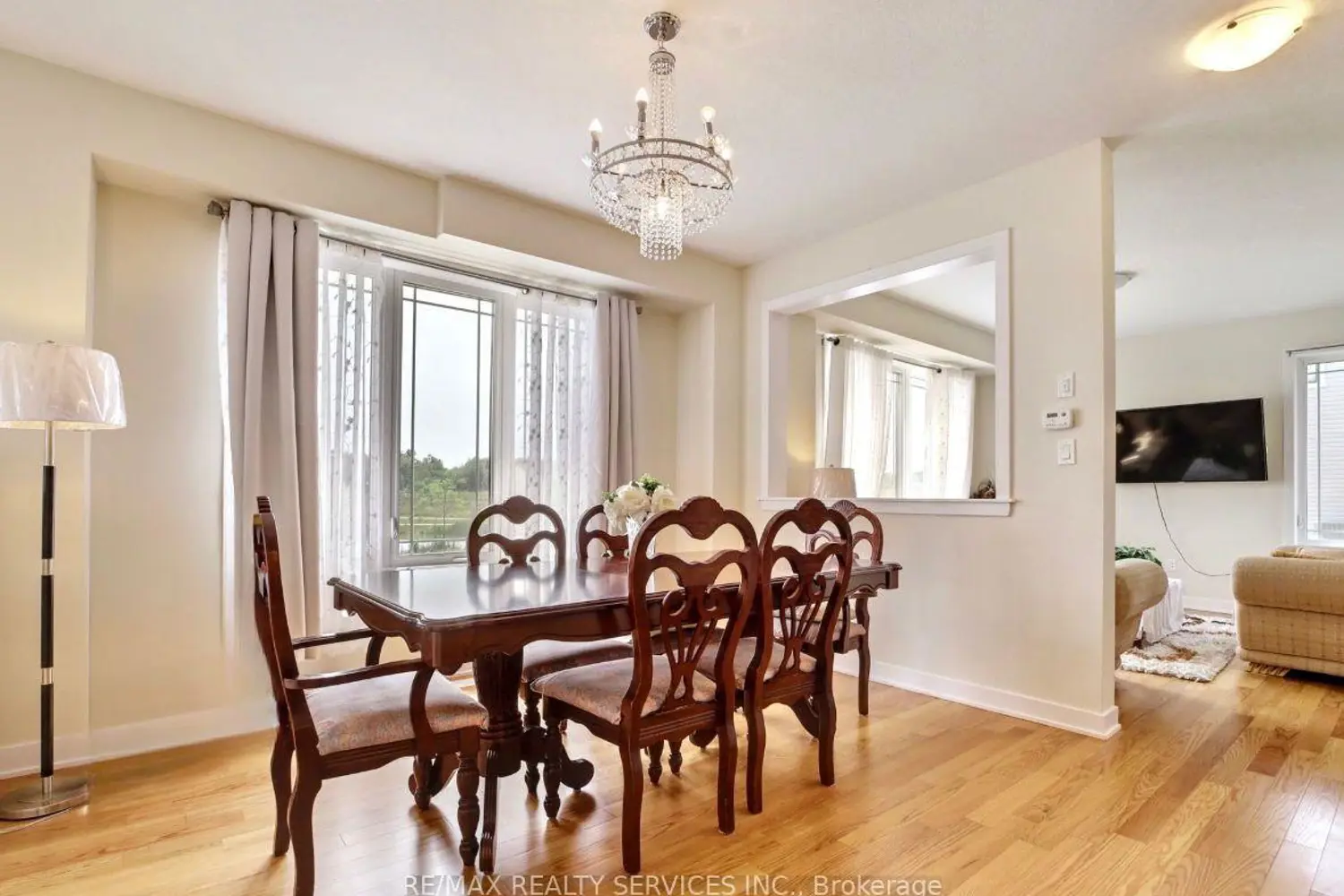 Additional image 3 of 237 Eastbridge Avenue