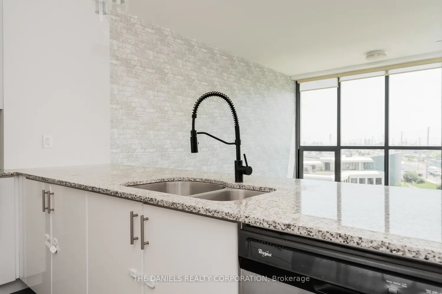 2900 Highway 7 502, Vaughan photo 5
