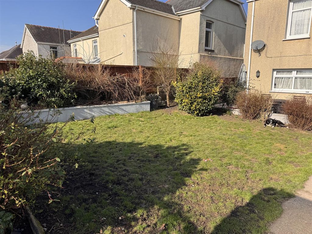 Additional image 18 of 4 bed detached house for salePenybanc Road, Ammanford SA18