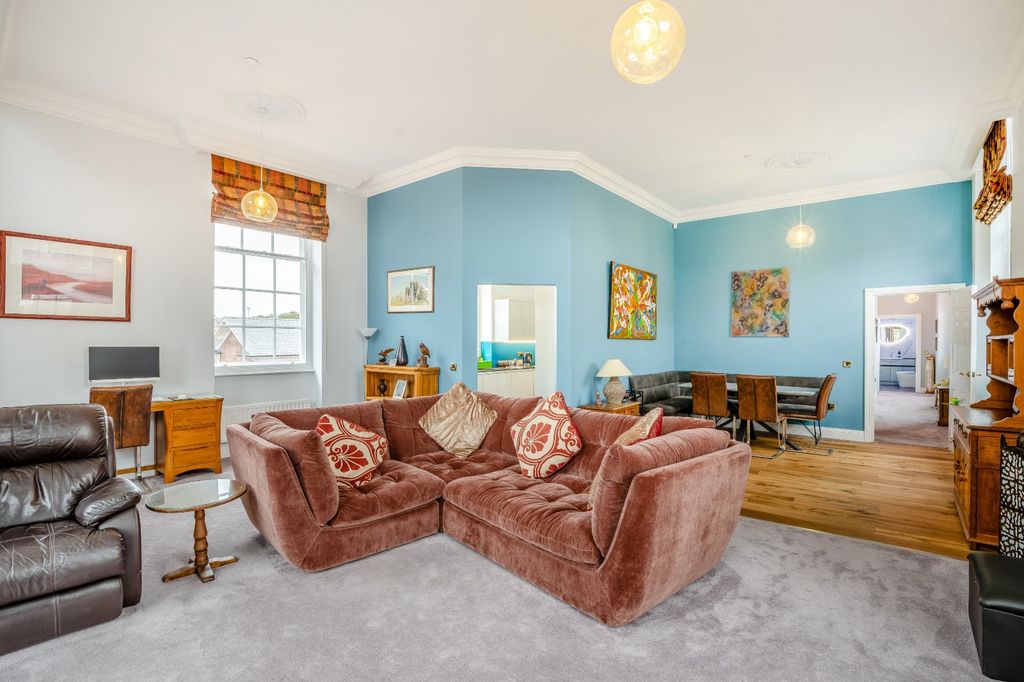 Additional image 4 of 3 bed flat for sale1761 Building, City Walls Road, Chester CH1