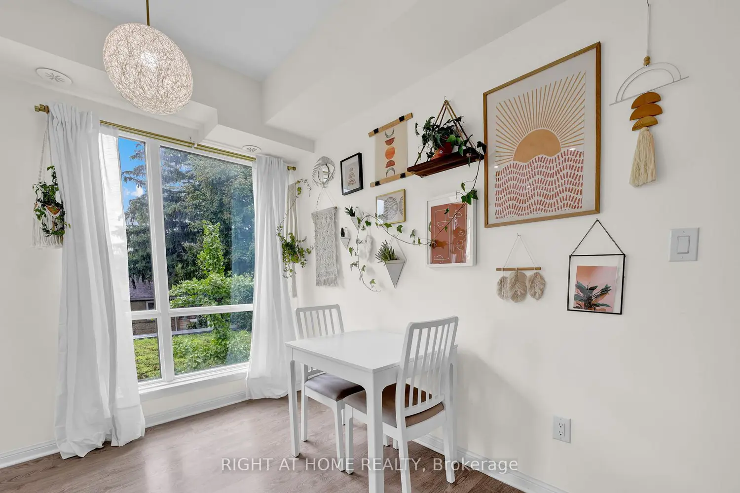 Additional image 5 of 639 Lawrence Avenue 312