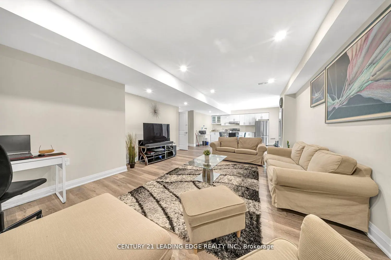 Additional image 17 of 736 Hillview Crescent