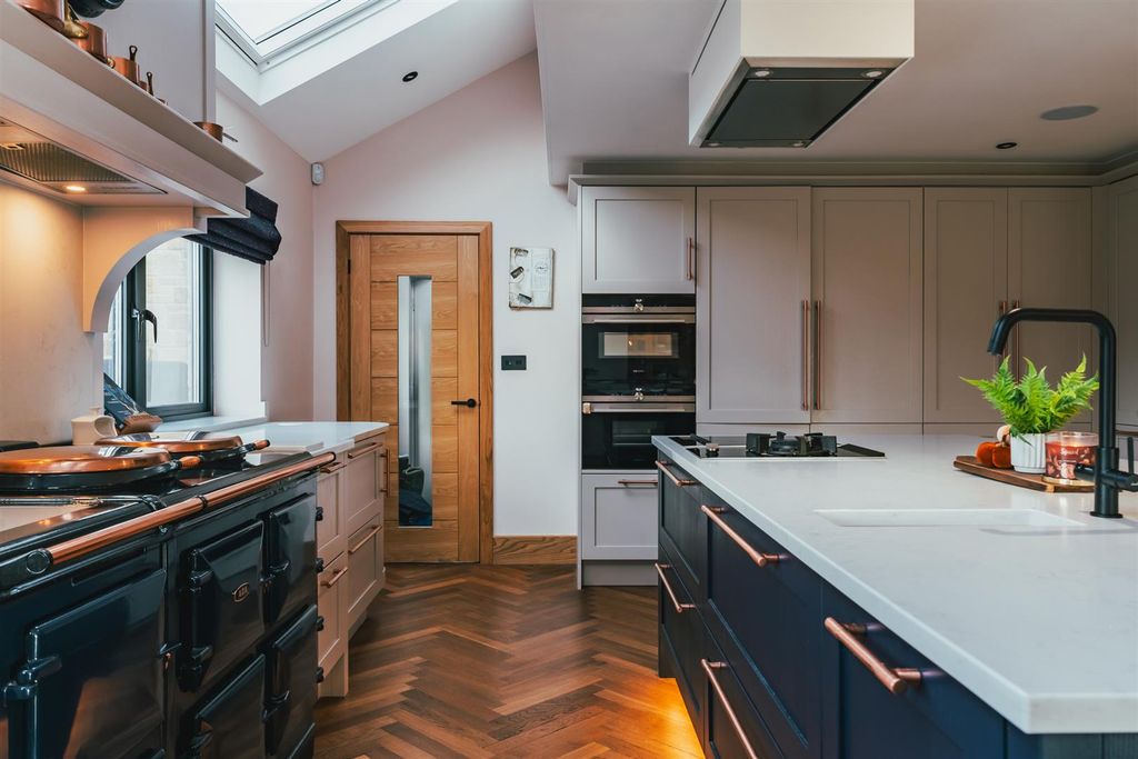 Additional image 23 of 4 bed detached house for saleStation Road, Hope, Hope Valley S33