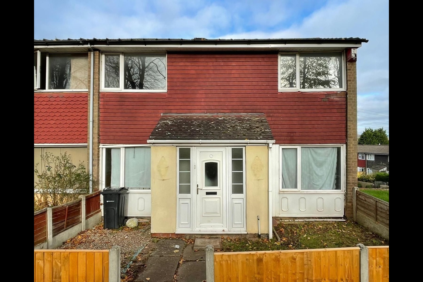 3 Bed Semi-Detached House, Stratford Walk, B36, B36 8UJ