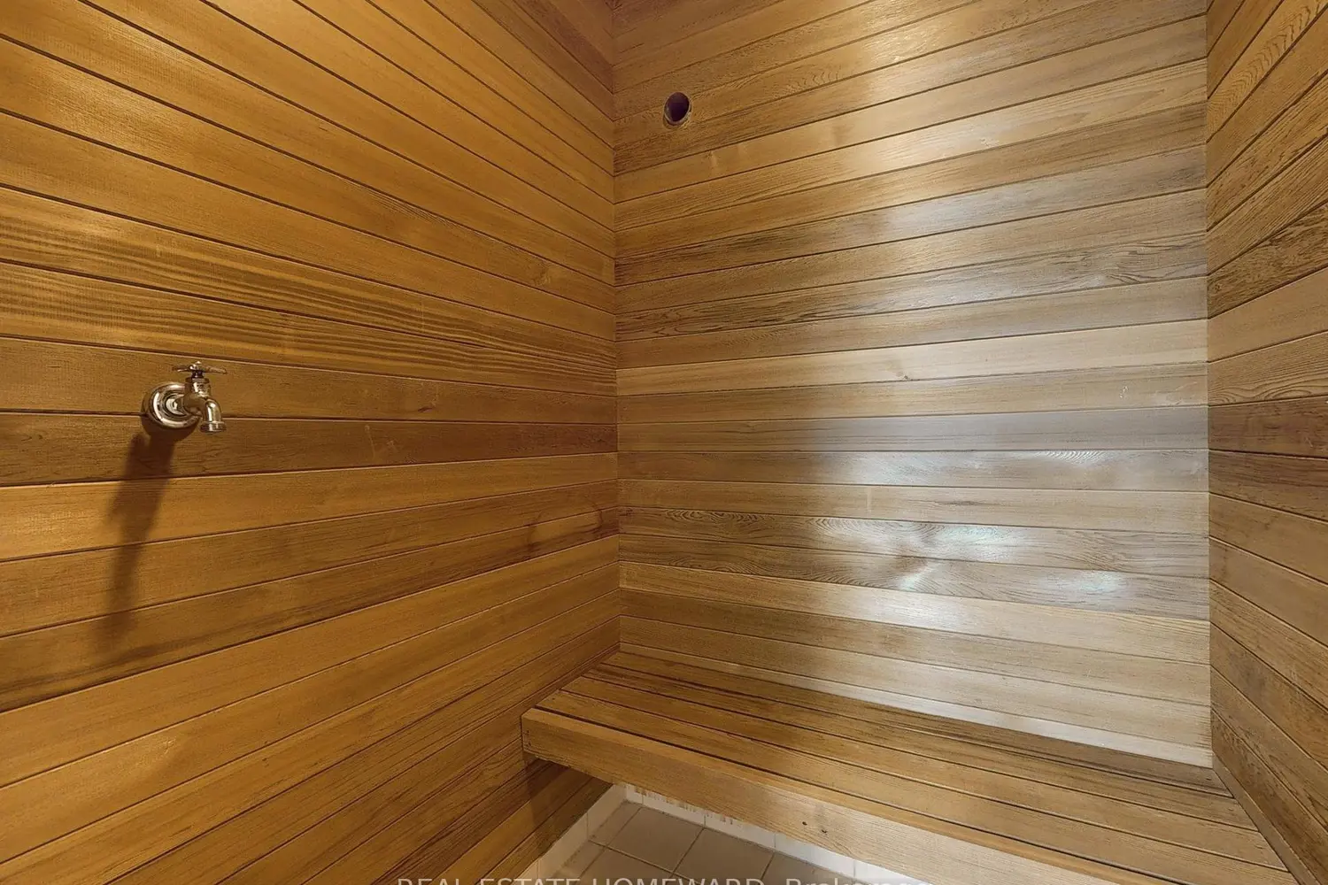 Additional image 12 of 128 Laurentide Drive