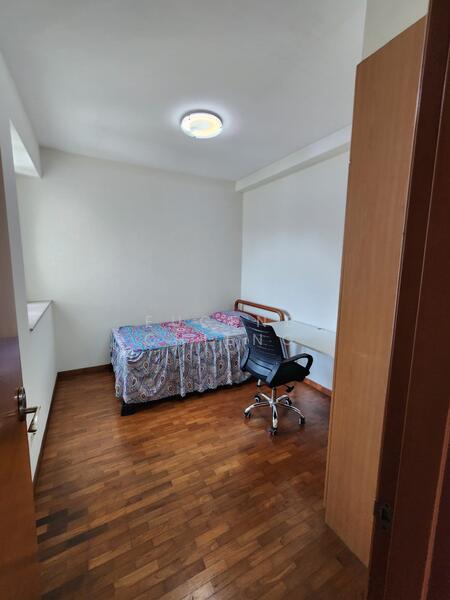 Additional image 2 of 10 Stirling Road