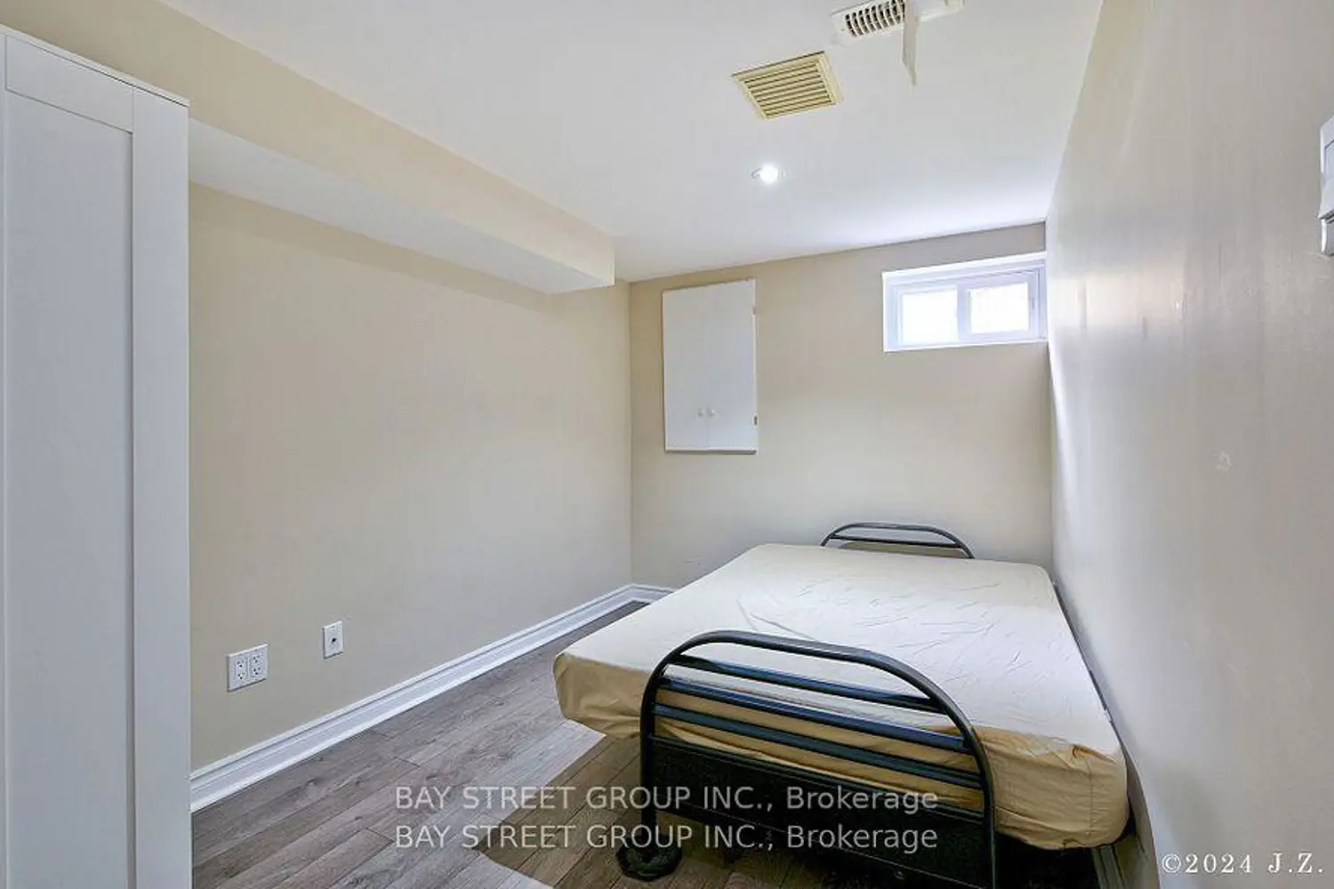Additional image 17 of 67 Grove Park Crescent