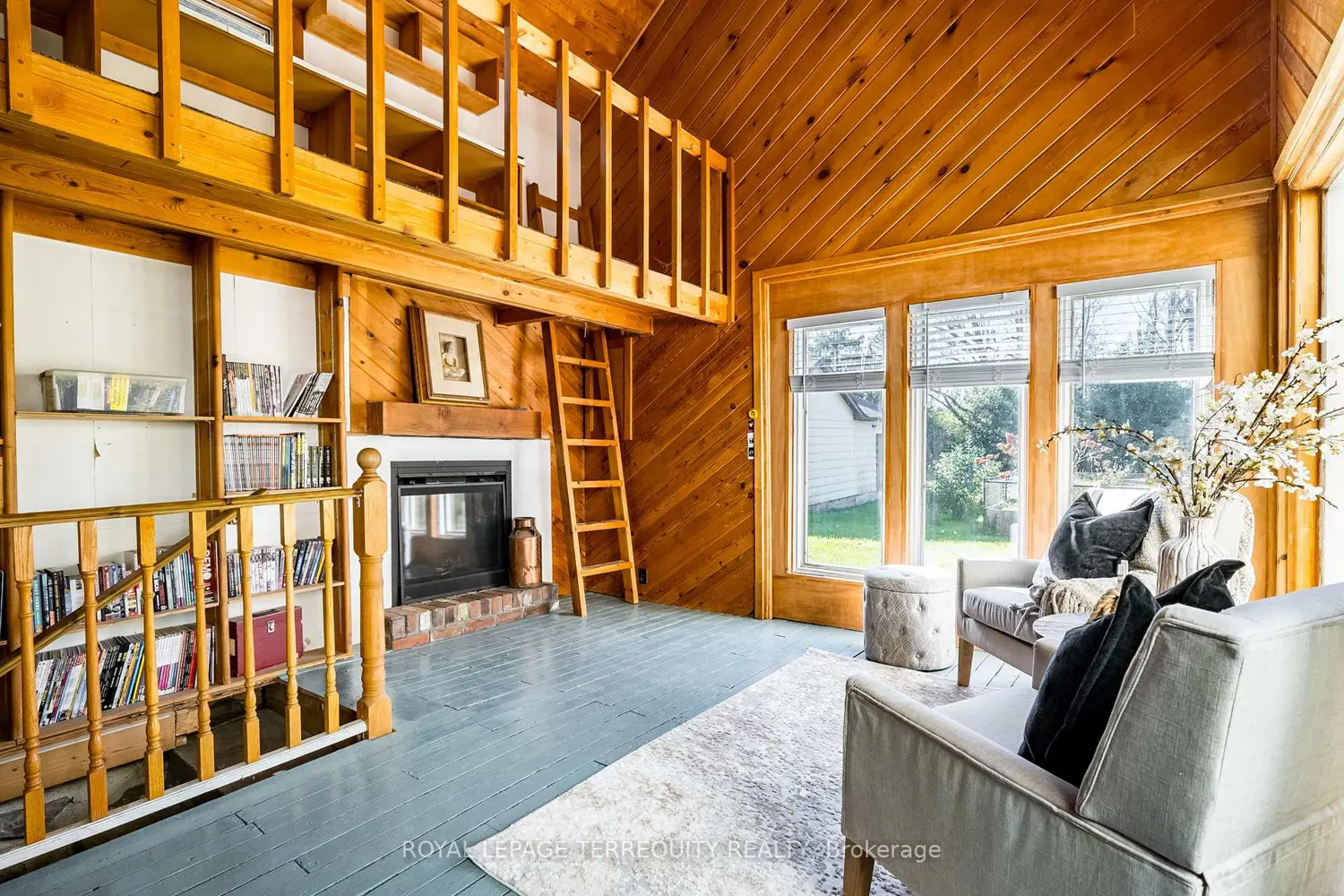 14576 Old Simcoe Road photo 3