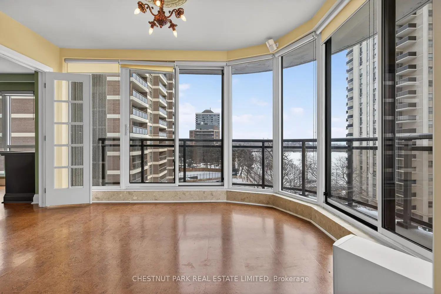 Additional image 11 of 40 Rosehill Avenue 604