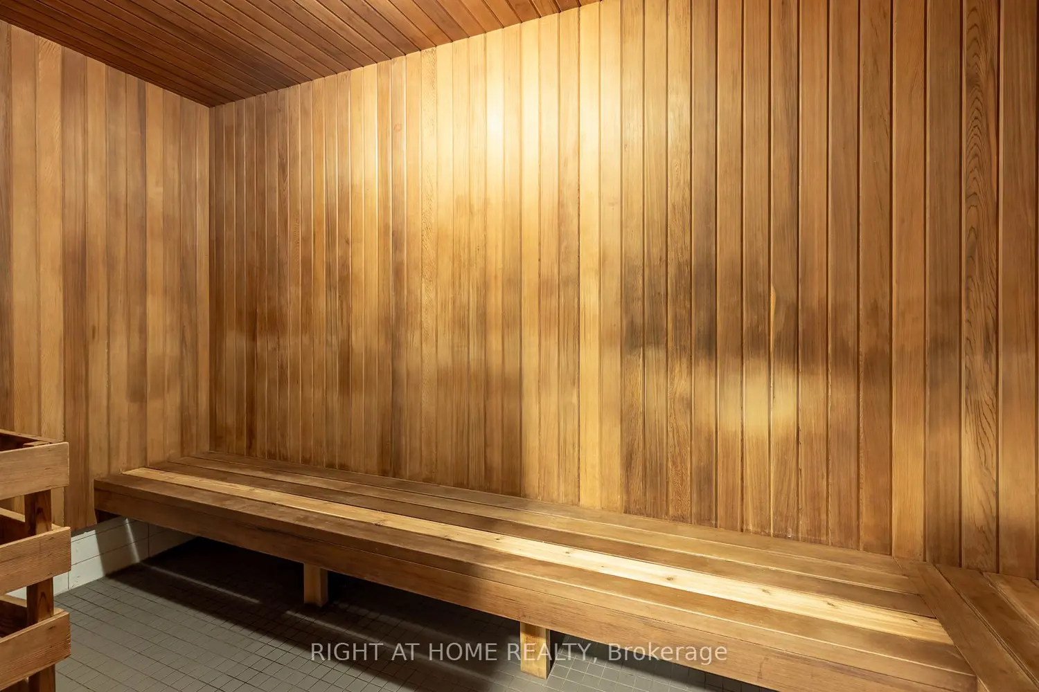 Additional image 13 of 55 East Liberty Street 615