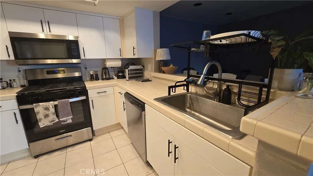 Additional image 32 of 35 Linden Ave Unit 301, Long Beach, CA 90802