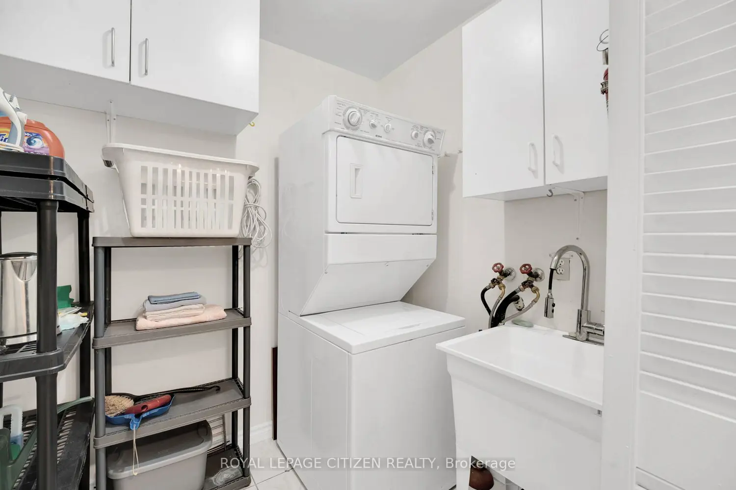 Additional image 20 of 19 Four Winds Drive 308