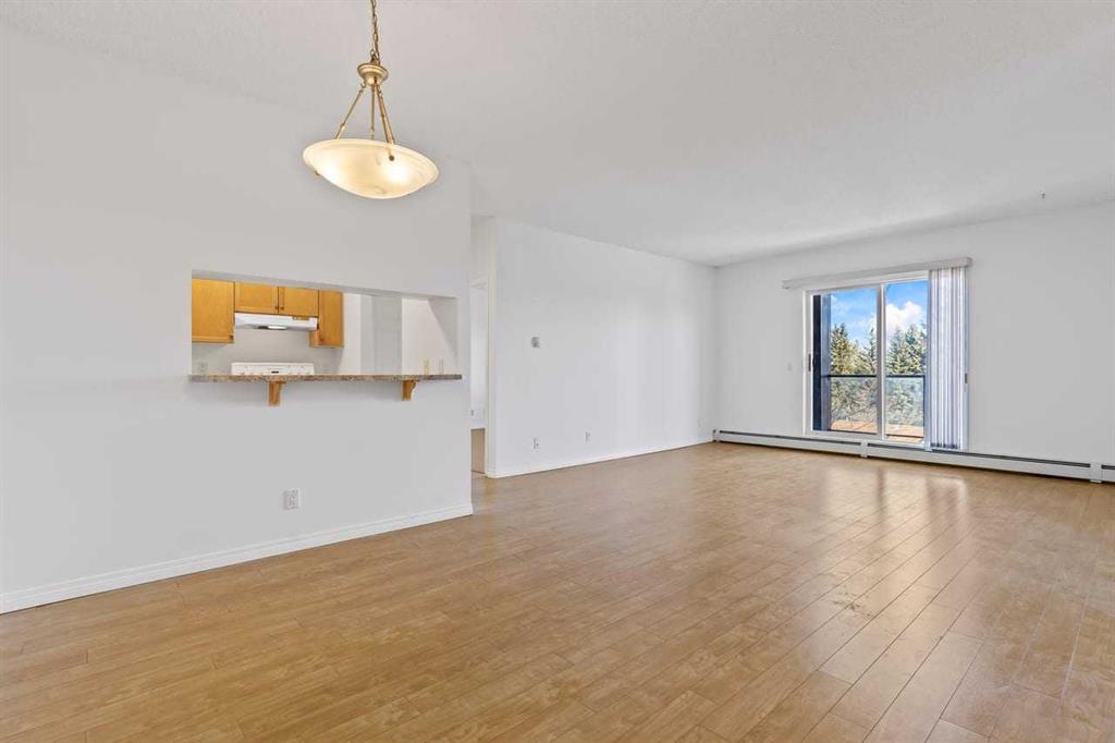 Additional image 3 of 304-2022 Canyon Meadows Drive SE, Calgary, AB, T2J 7H1