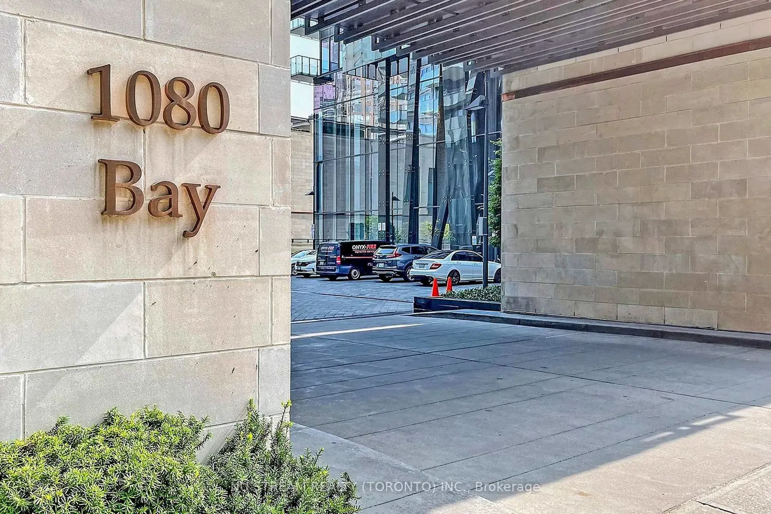 Additional image 2 of 1080 Bay Street 1403