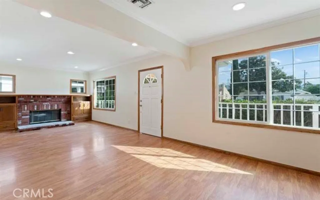 Additional image 7 of 911 N Pass Ave, Burbank, CA 91505