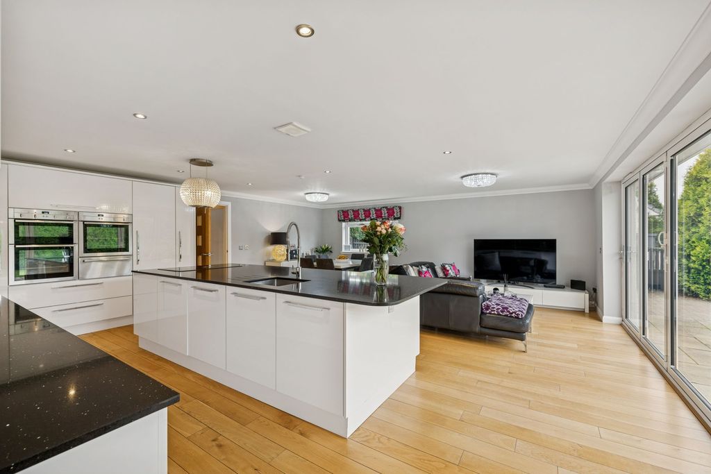 Additional image 11 of 6 bed detached house for saleHamilton Way, East Whitburn EH47