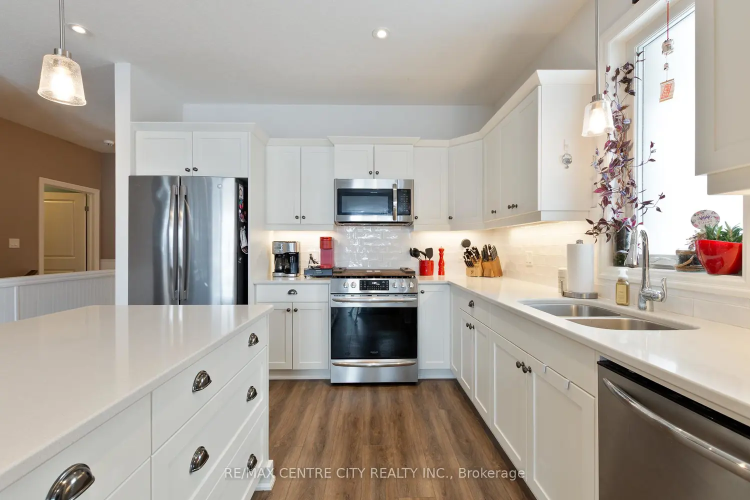 Additional image 5 of 24 Renaissance Drive