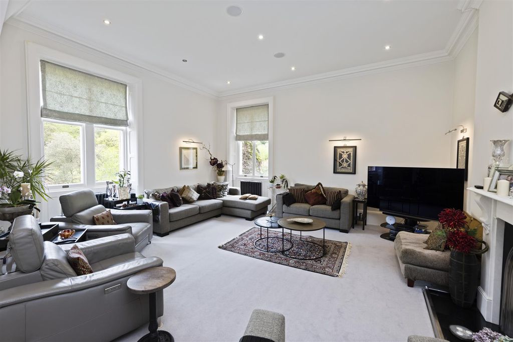 Additional image 4 of 3 bed flat for saleAlbury Park Mansion, Albury Park, Albury, Guildford, Surrey GU5