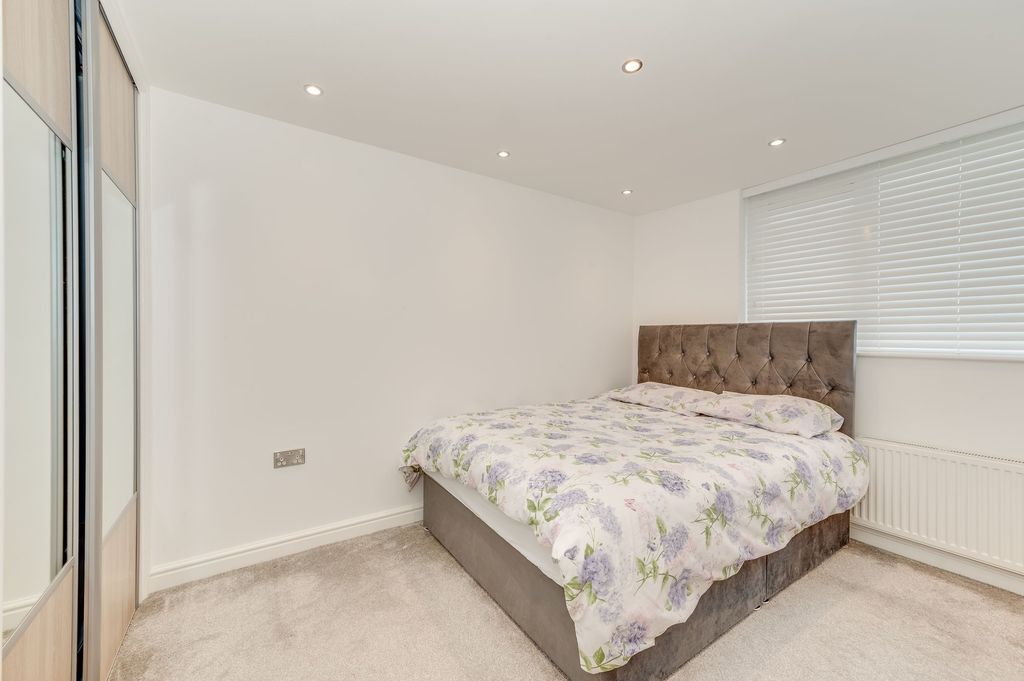 Additional image 12 of 2 bed maisonette for saleGervase Avenue, Sheffield S8