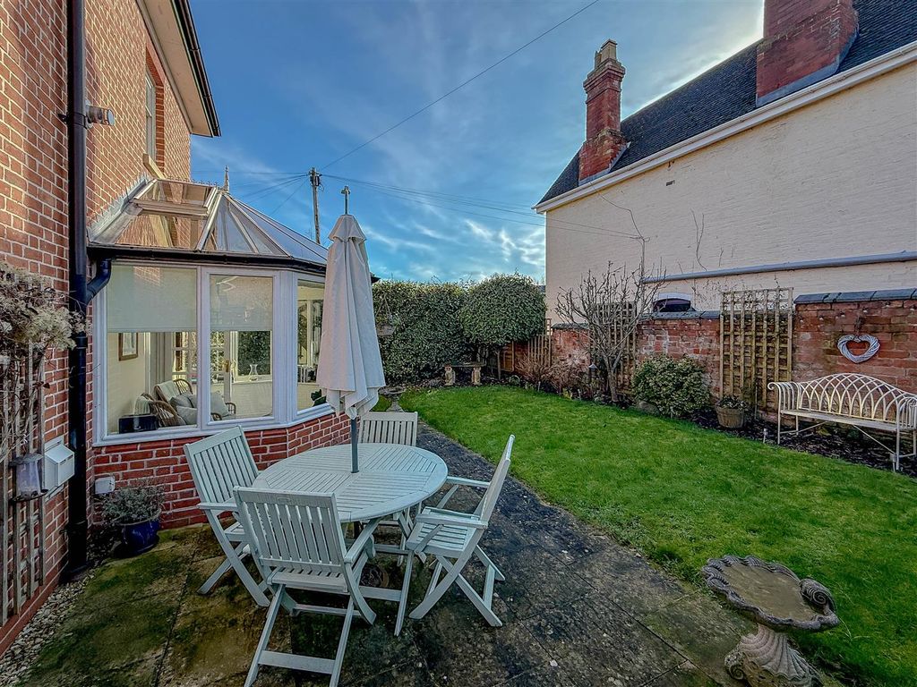 Additional image 20 of 2 bed flat for saleRoyal Oak Gardens, Malvern WR14