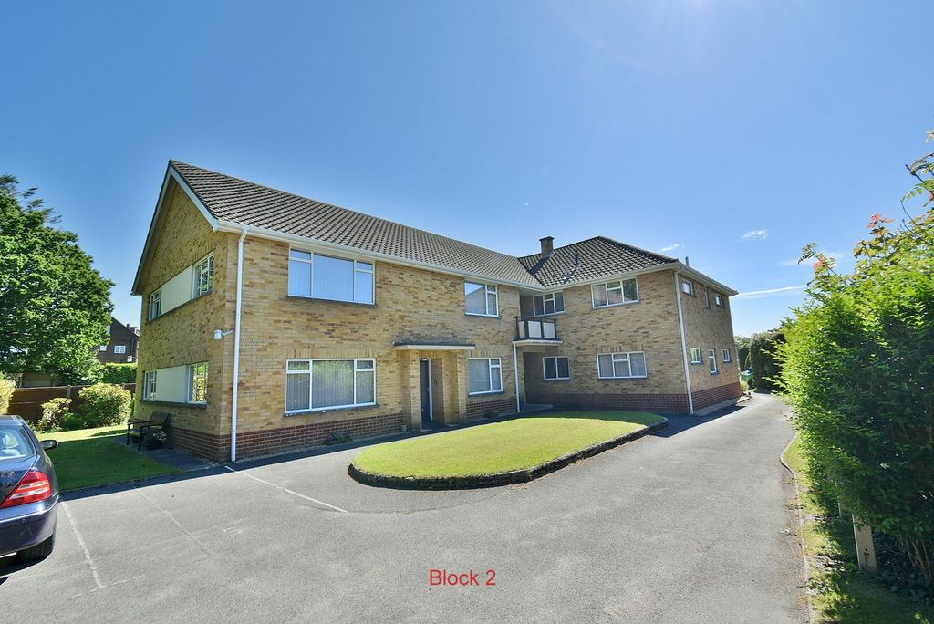 Additional image 4 of Block of flats for saleFernlea Avenue, Ferndown BH22