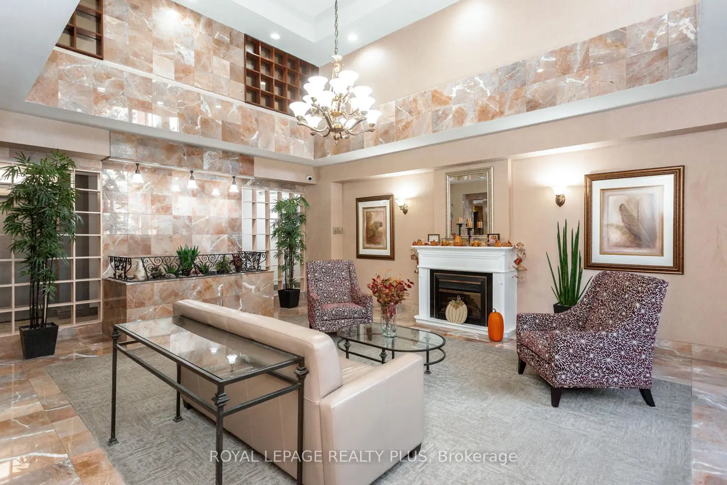 Additional image 5 of 5 Lisa Street 803