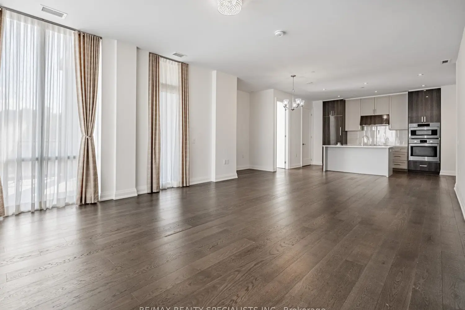 Additional image 8 of 42 Mill Street 208