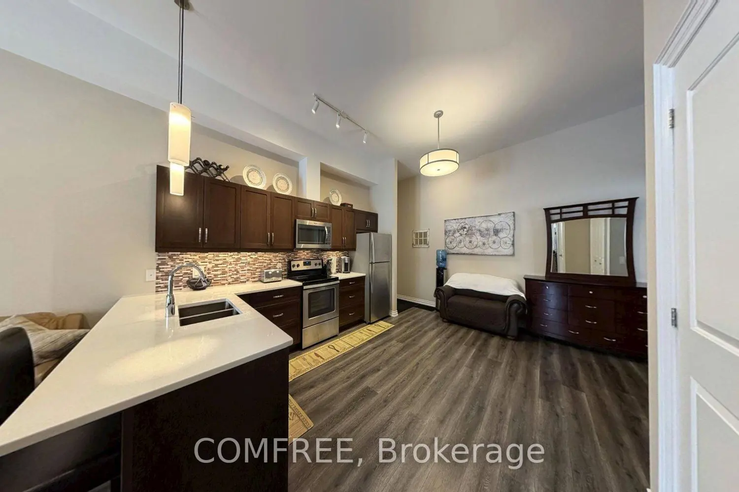 Additional image 9 of 25 King Street 204