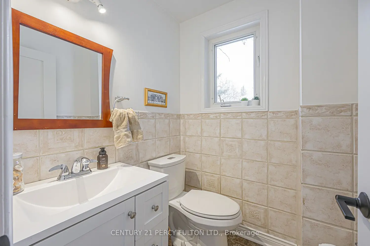 Additional image 4 of 84 Loraview Lane