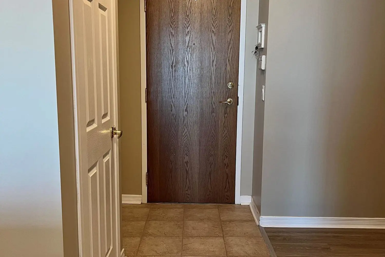 Additional image 5 of 4889 Kimbermount Avenue Ph10