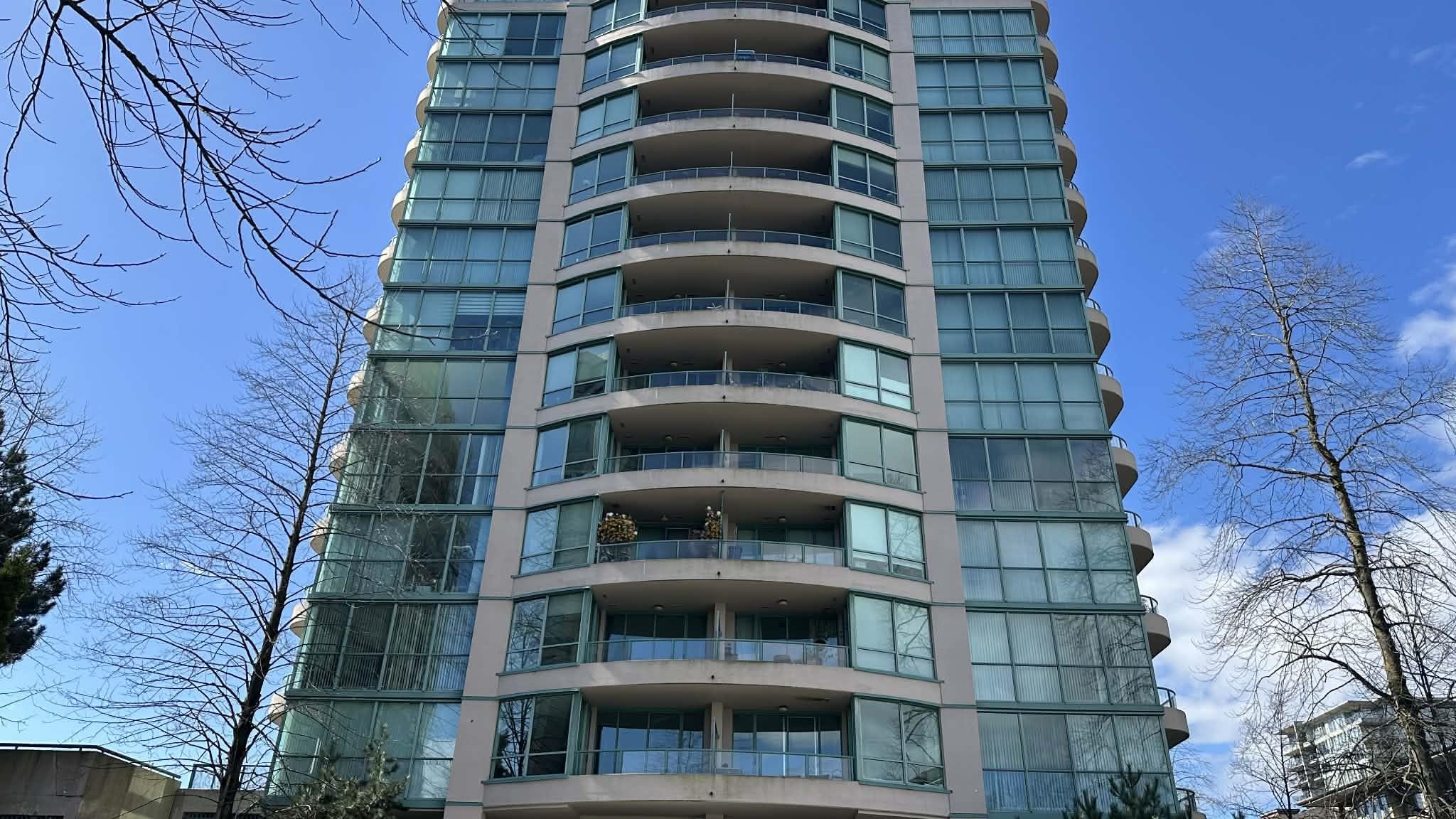 406-8871 Lansdowne Road, Richmond, BC, V6X 3X8