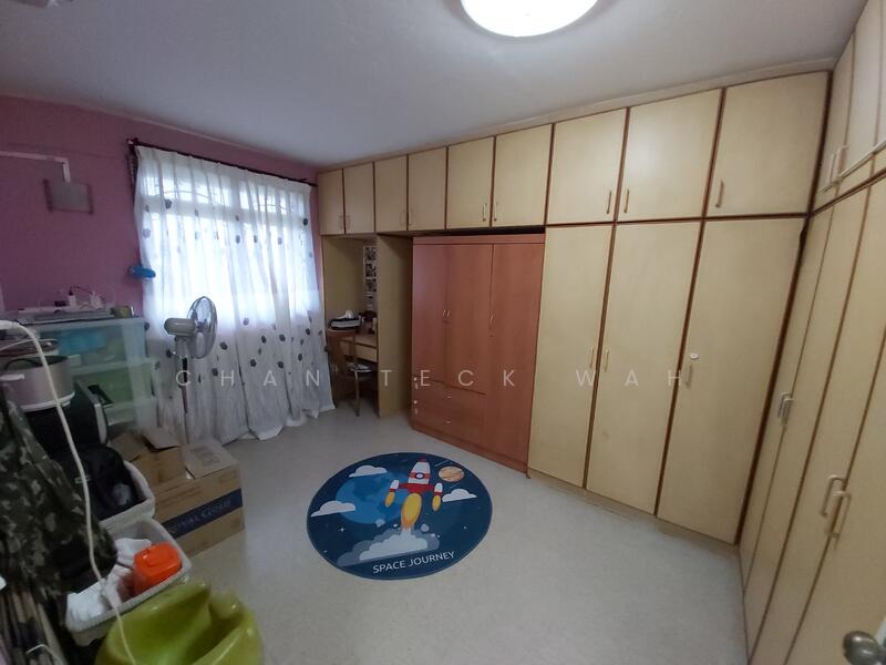 Additional image 4 of 81 Commonwealth Close