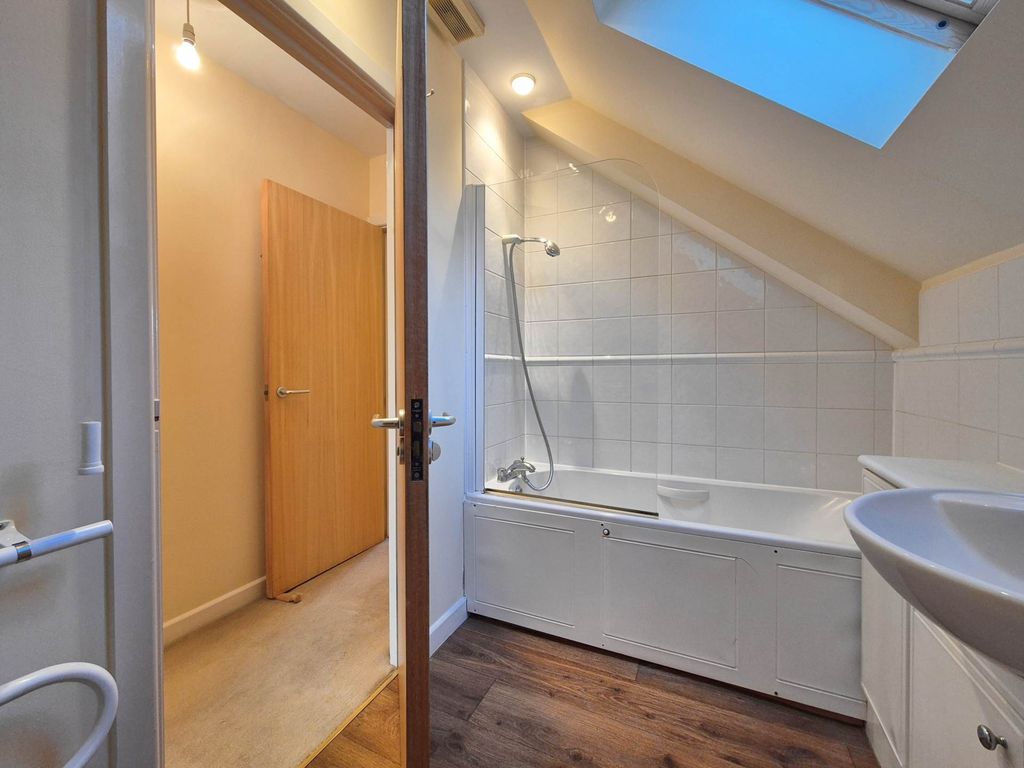 Additional image 25 of 4 bed penthouse for saleNeptune Square, Ipswich IP4
