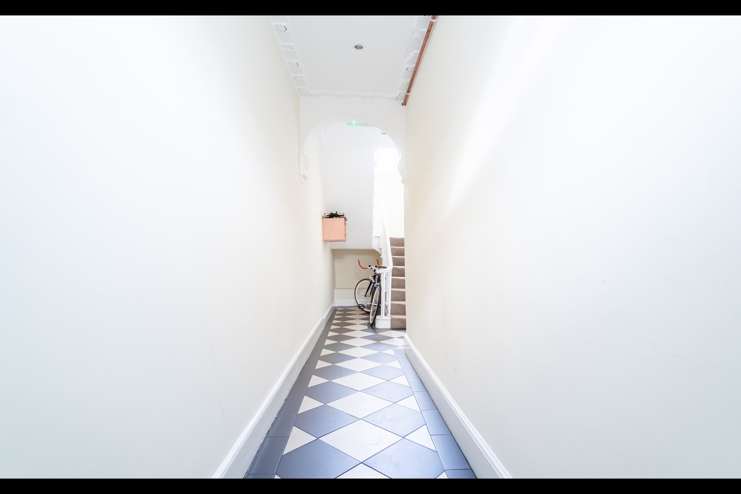 Additional image 9 of 1 Bed Flat, Hackney Road, E2, N1 7GU